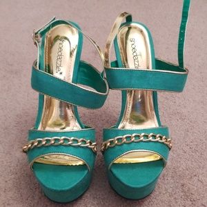 Shoedazzle Charmaine teal/gold sandal NEVER WORN